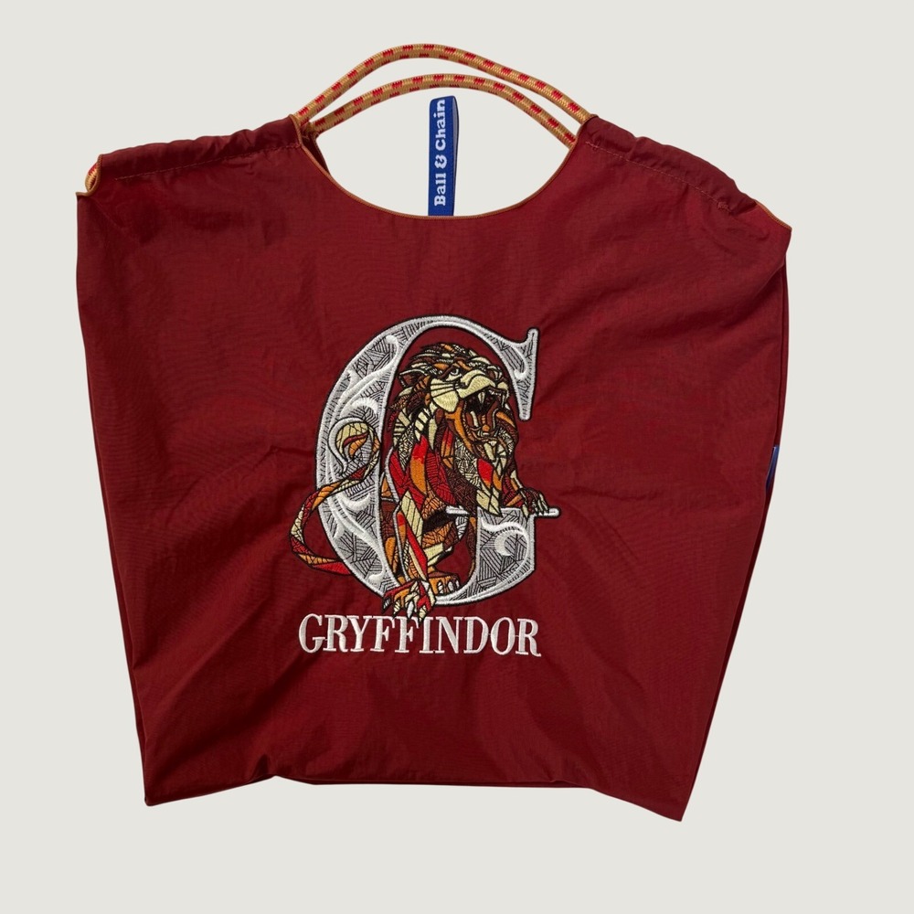 Ball & Chain Harry Potter Gryffindor Embroidered Tote Bag Red Lion Crest NWOT